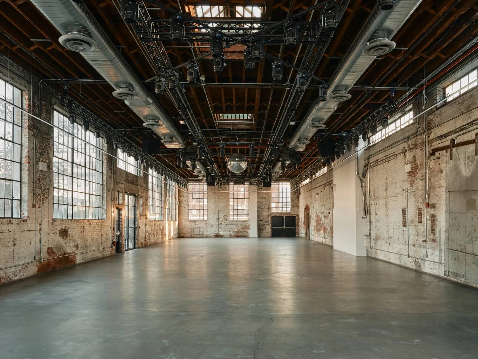 Main Room wide view